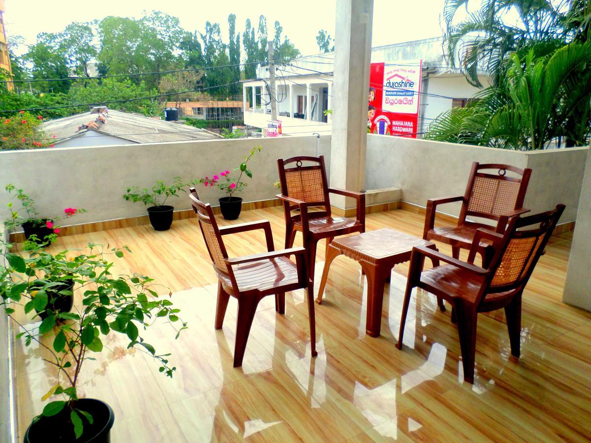 Lion Rest Hotel Anuradhapura Exterior foto