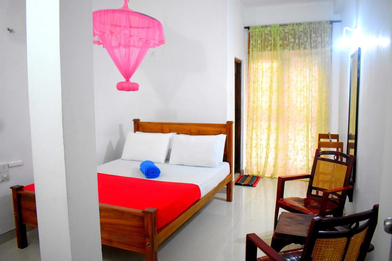 Lion Rest Hotel Anuradhapura Exterior foto