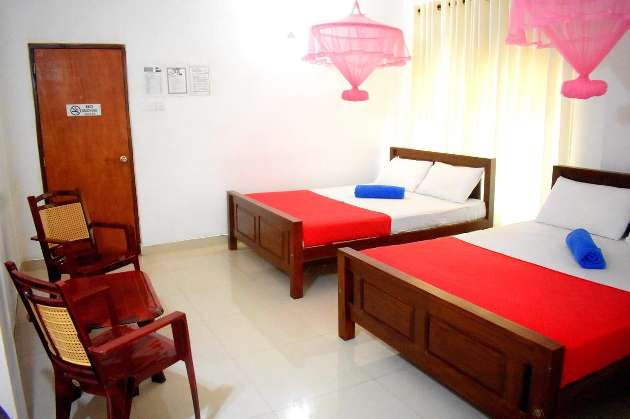 Lion Rest Hotel Anuradhapura Exterior foto